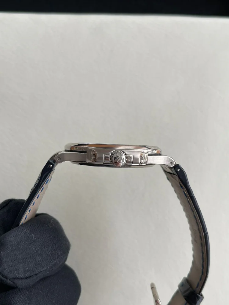 Patek Philippe Nautilus 5711G-001